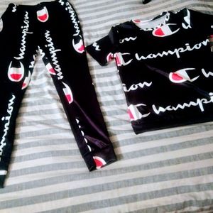Shirt & Leggings 2 Piece Set